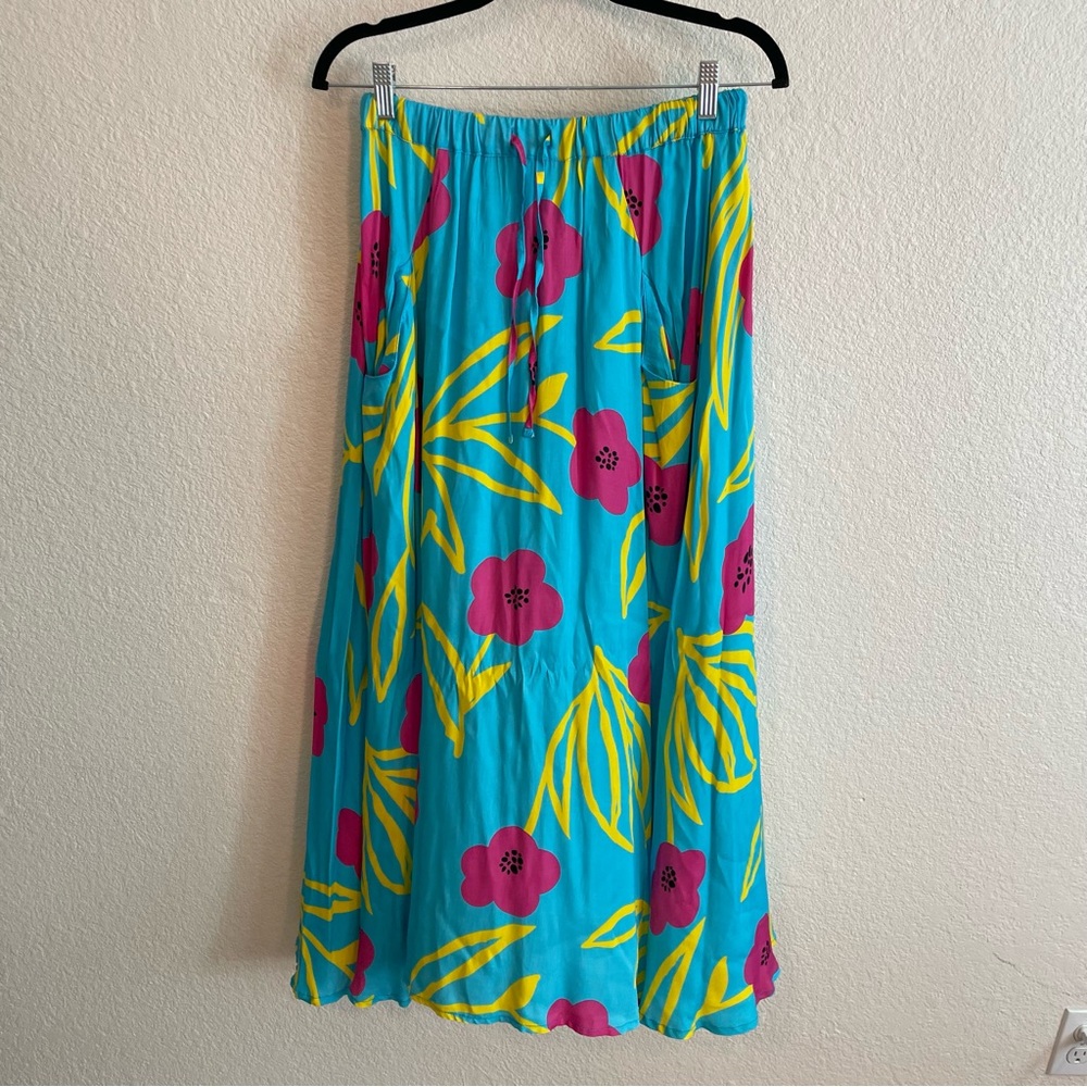 NWT We Are Blue Yellow Floral Front Pockets Satin Viscose Maxi Skirt